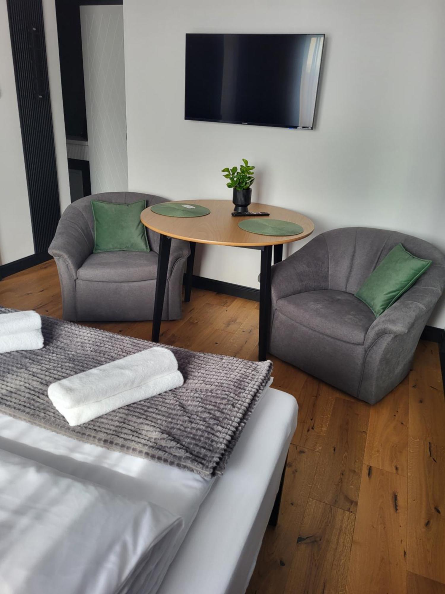Apartment Rzucewska 87 *
